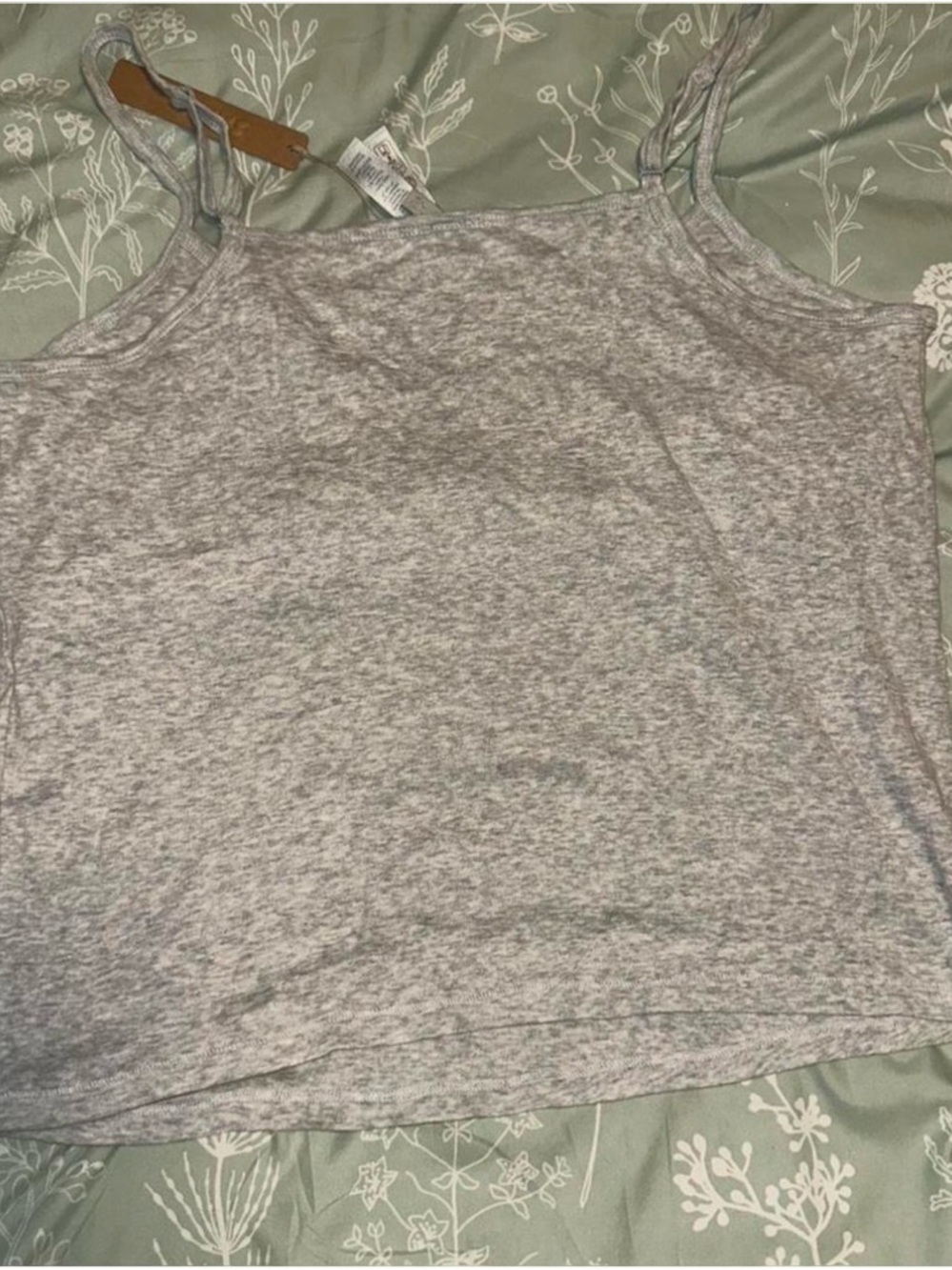 SKIMS V-Neck Cami - Picture 3 of 4